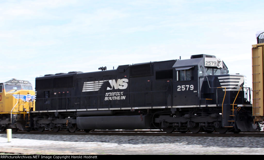 NS 2579